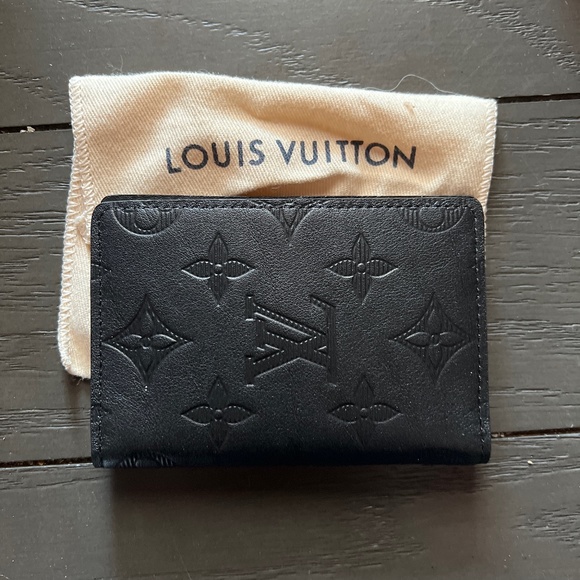 Louis Vuitton Other - Louis Vuitton compact men’s wallet